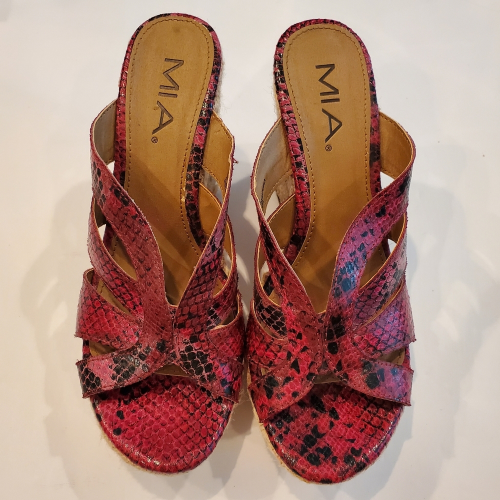 MiA snake Print Open Toe Sandals Fuchsia Black  Sz 9